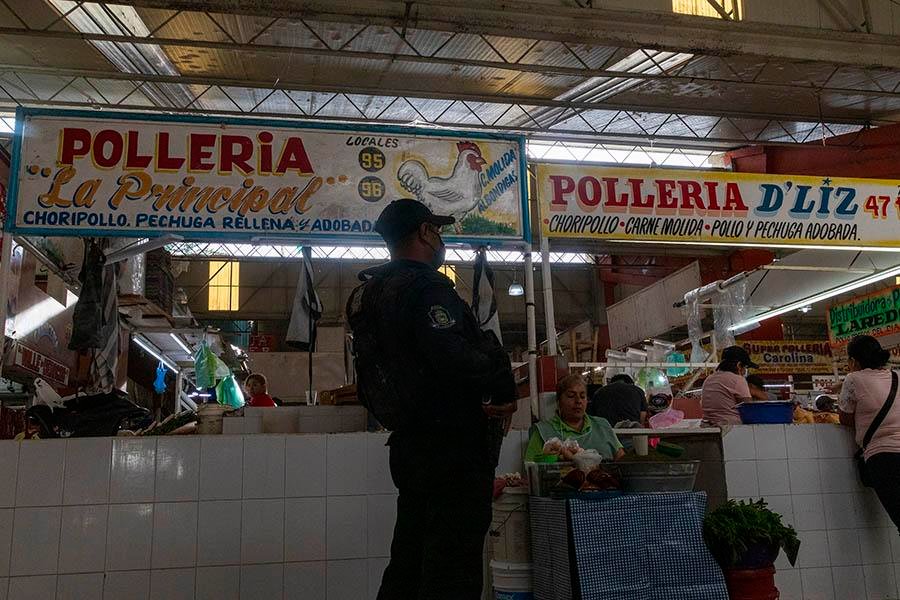 Con medidas de seguridad reabren parcialmente pollerías en Chilpancingo