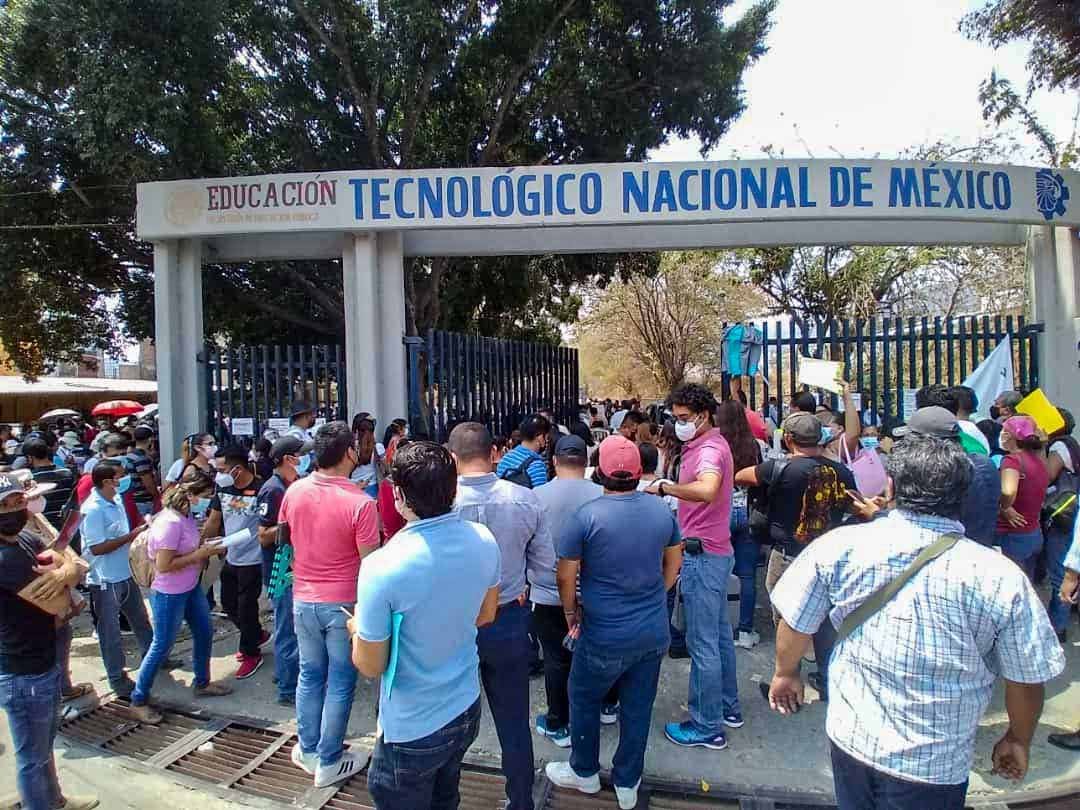 Rechazan docentes regreso a clases presenciales durante vacunación contra Covid en Chilpancingo