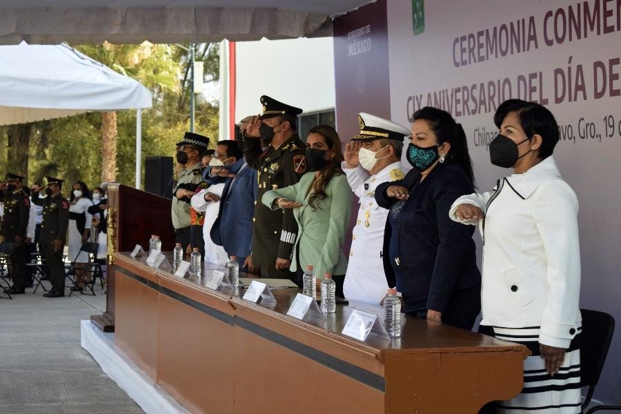 Entre descontento social Ejército Mexicano celebra su 109 aniversario