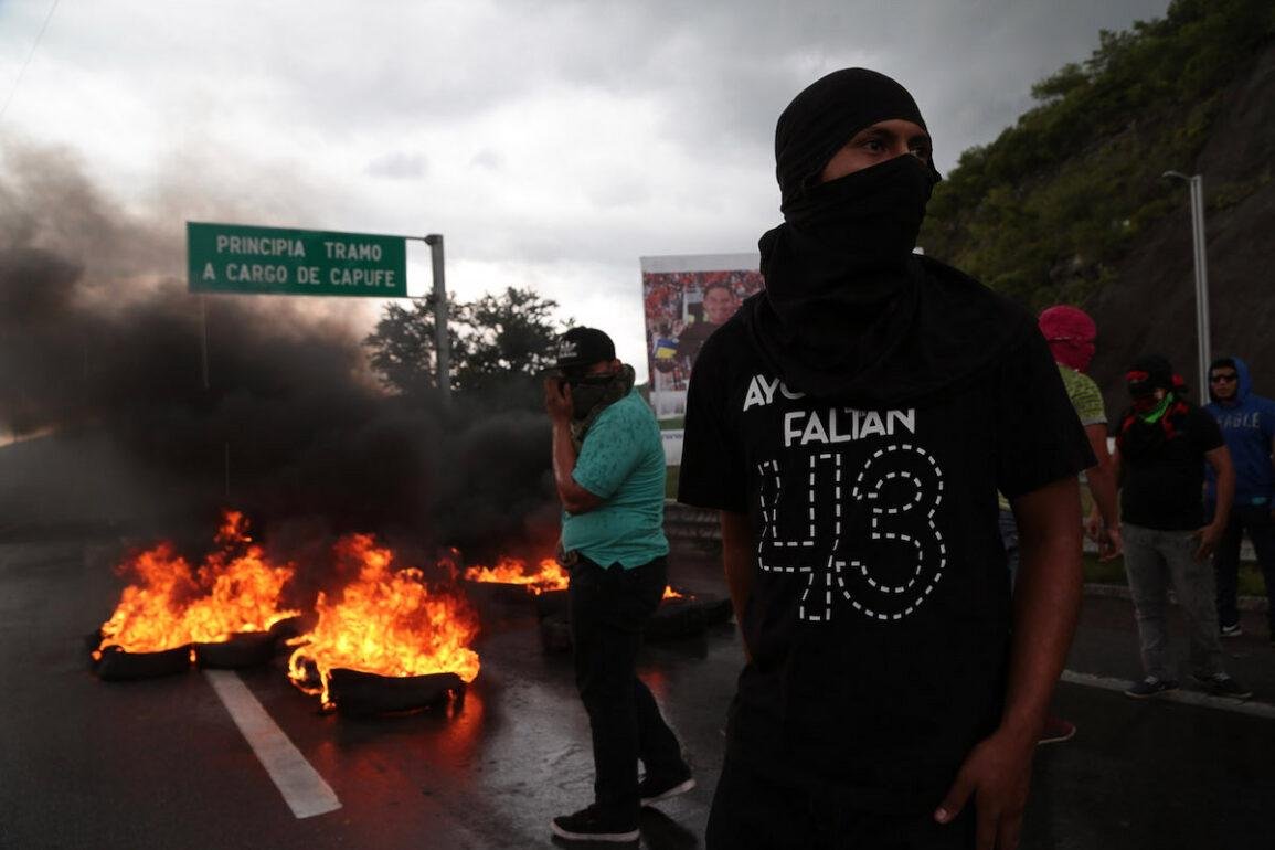 Ayotzinapa. Vivir infiltrado