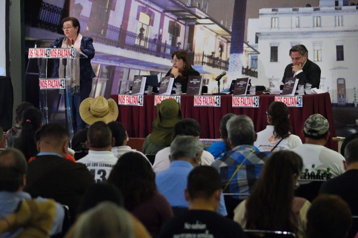 GIEI: participa la Marina en la manipulación de la investigación de Ayotzinapa