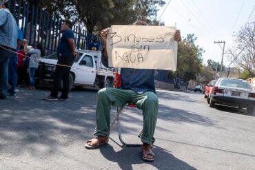 Familias siguen con las protestas por falta de agua en Chilpancingo y alcaldesa dice que no hay