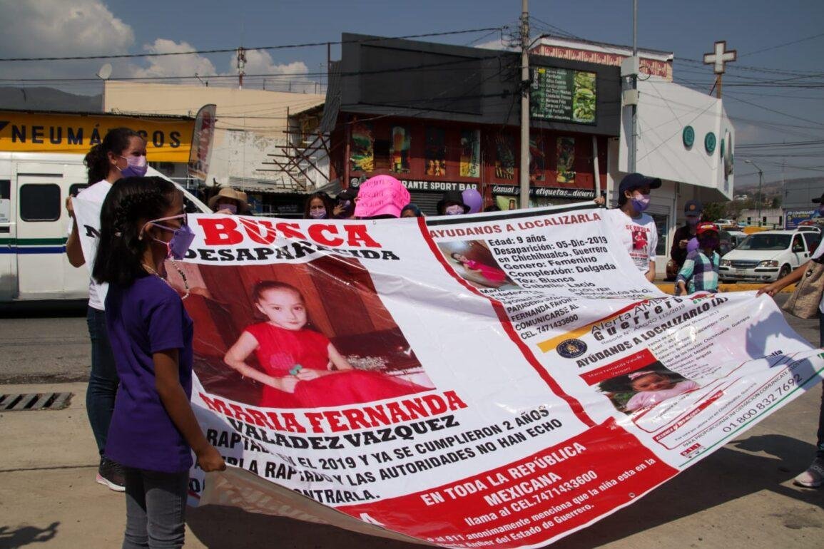 Marchan para exigir presentación de Maria desaparecida desde hace dos años