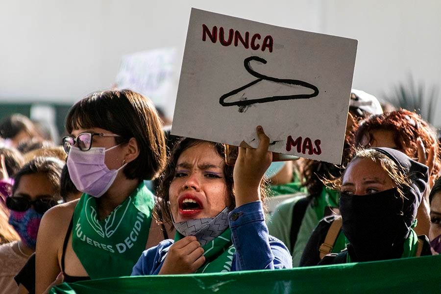 El aborto, un derecho negado a mujeres es causa de muerte materna en Guerrero