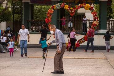 En medio de la indiferencia institucional inicia repunte de casos Covid-19