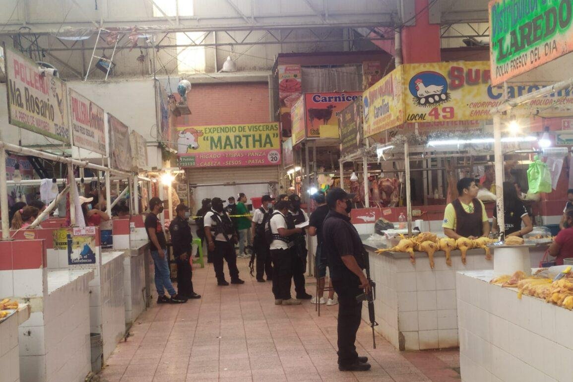 Matan a un comerciante en mercado de Chilpancingo frente a decenas de personas