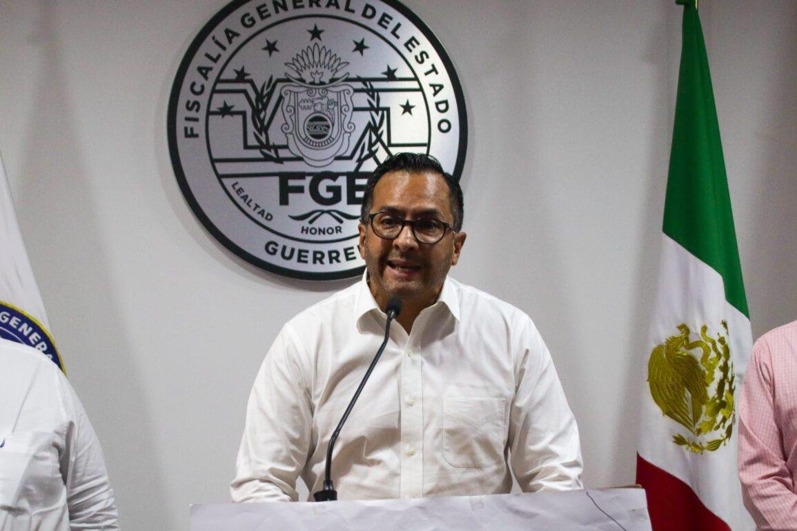Renuncia vicefiscal de Guerrero que participaba en investigación de la masacre de Totolapan