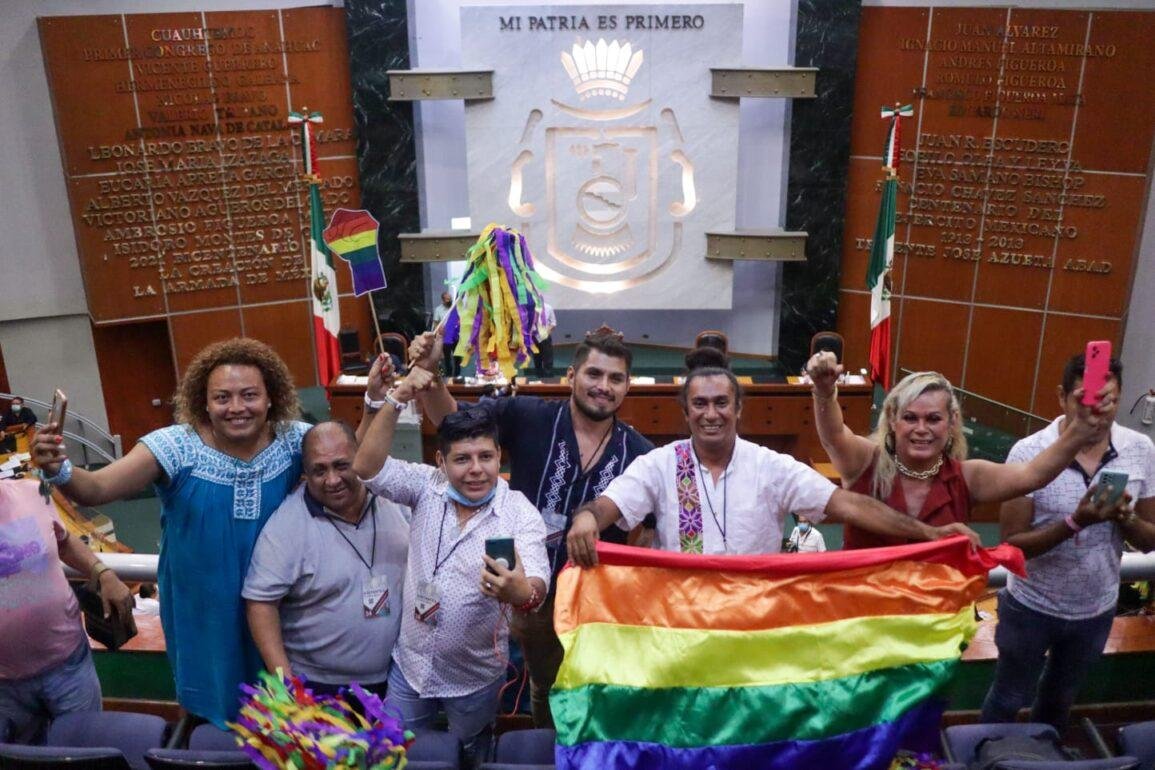 Registro Civil de Chilpancingo frustra matrimonio LGBTI+