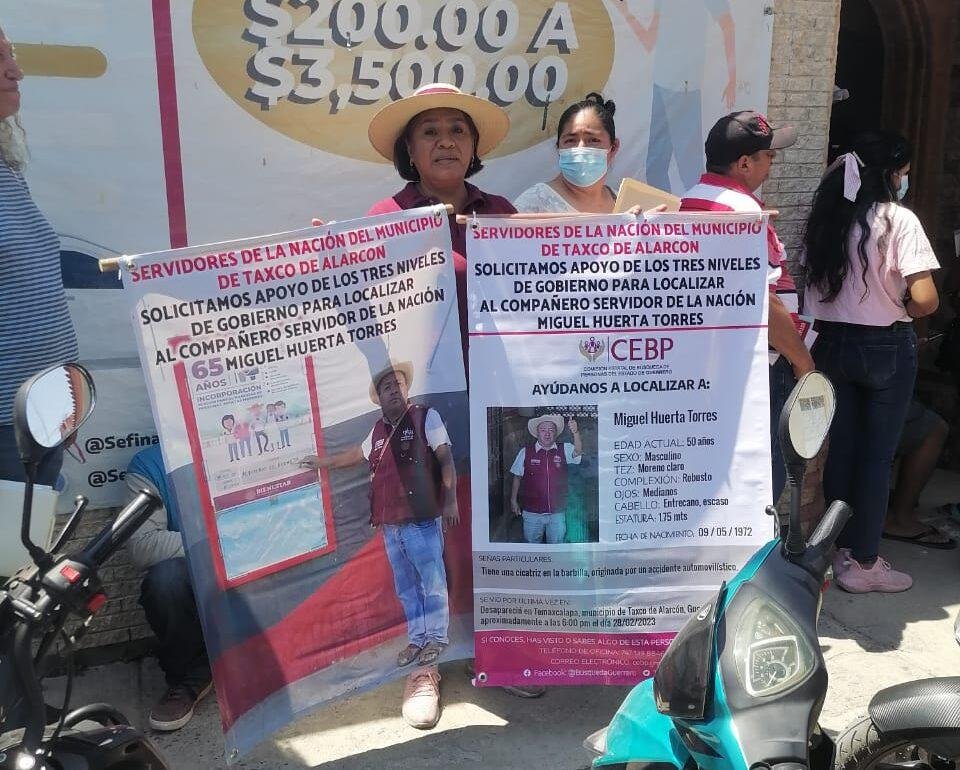 Protestan en Iguala para exigir búsqueda de servidor de la nación secuestrado en Taxco hace un mes