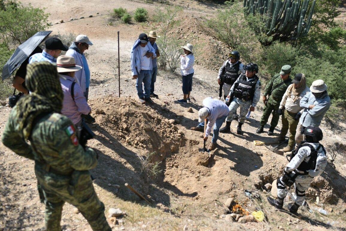 Localizan restos óseos en jornada de búsqueda en Tlapa de Colectivo Luciérnaga