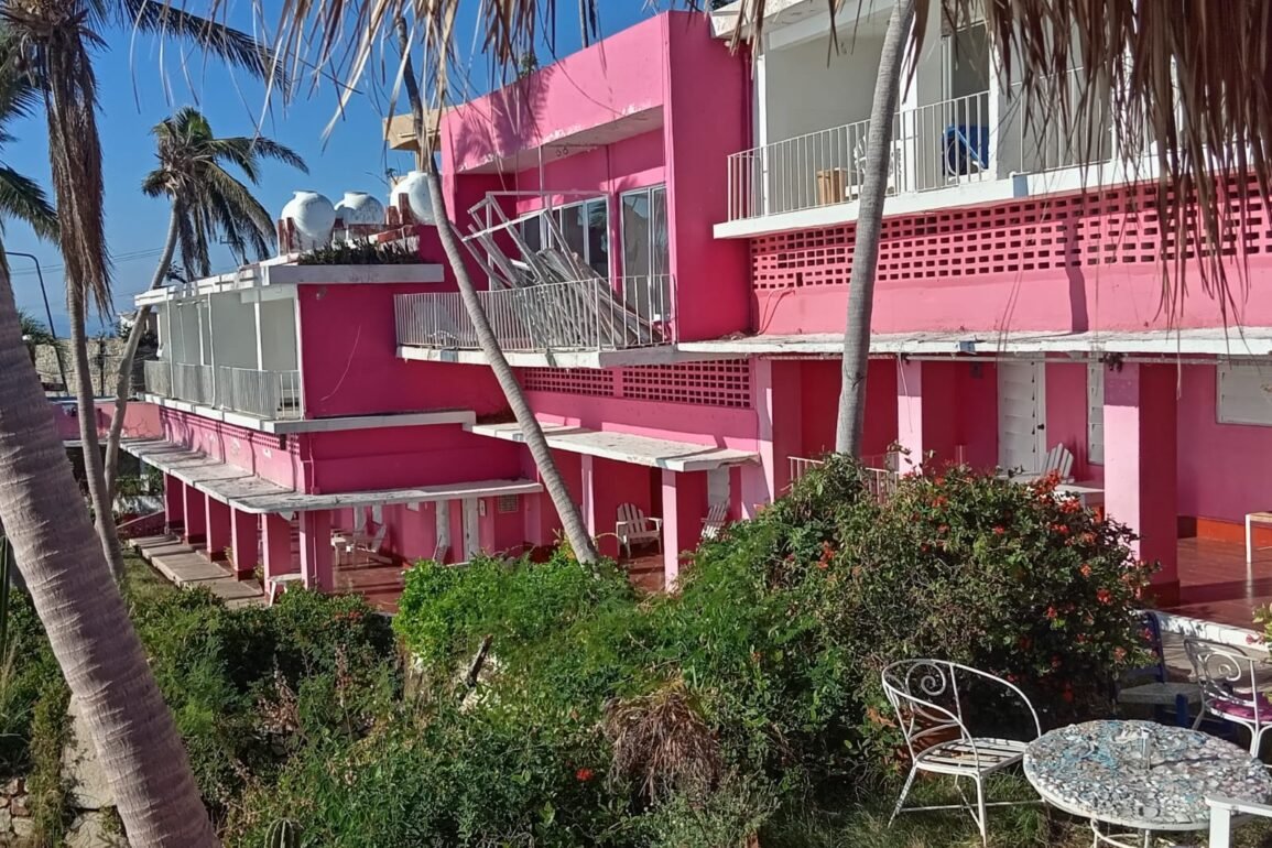 Hotel Flamingos: de los tiempos de la pandilla de Hollywood a sus tres habitaciones disponibles por culpa de Otis