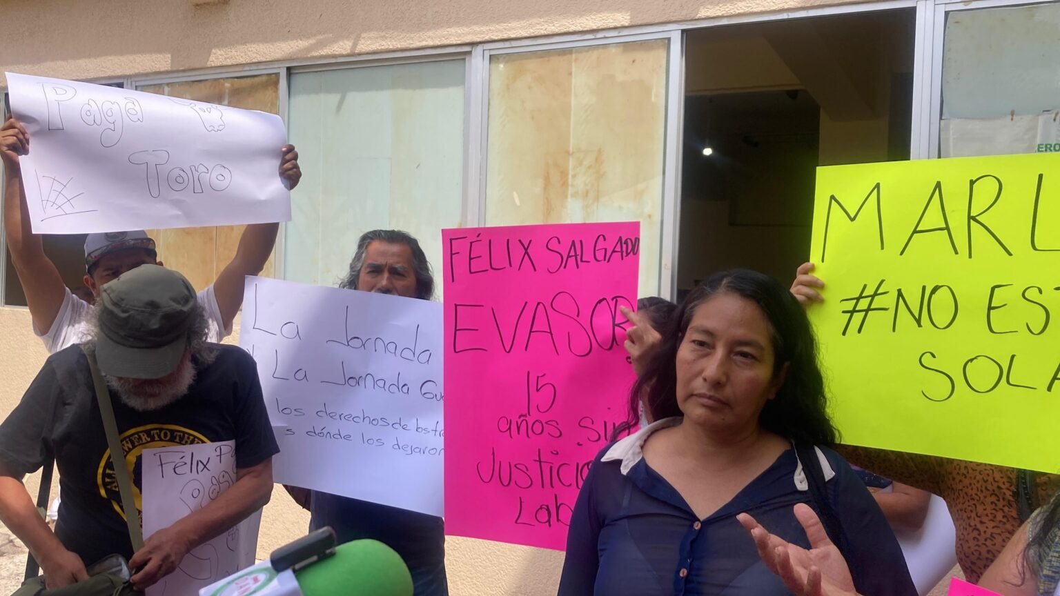 Periodistas exigen justicia laboral para colega despedida por periódico ...